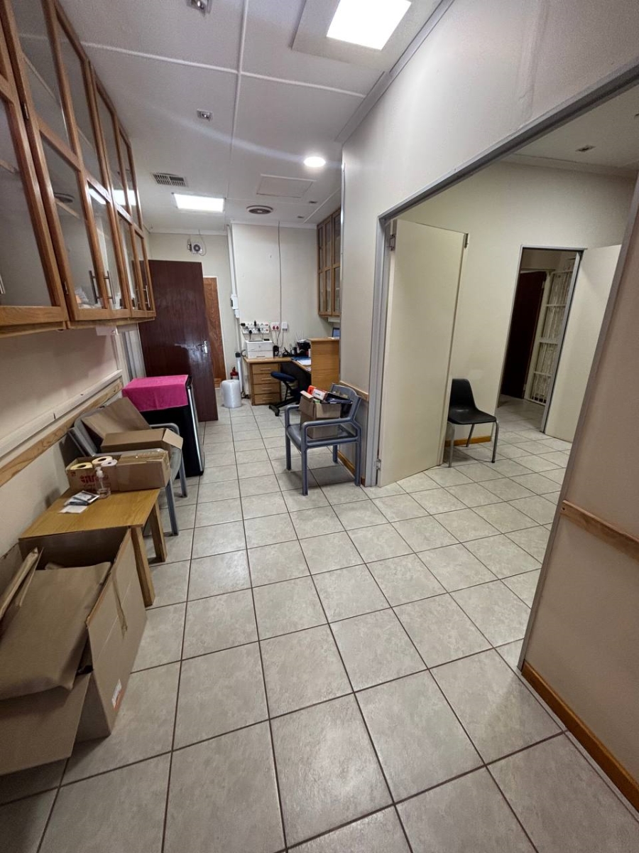 4 Bedroom Property for Sale in Postmasburg Northern Cape